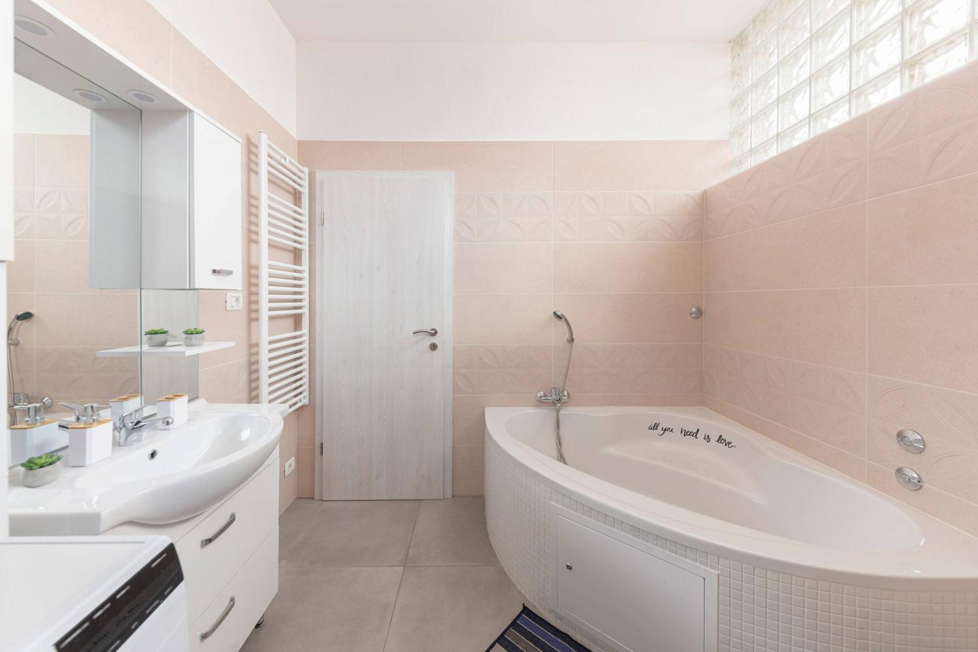 Apartma Zan Appartement Šmarje Buitenkant foto